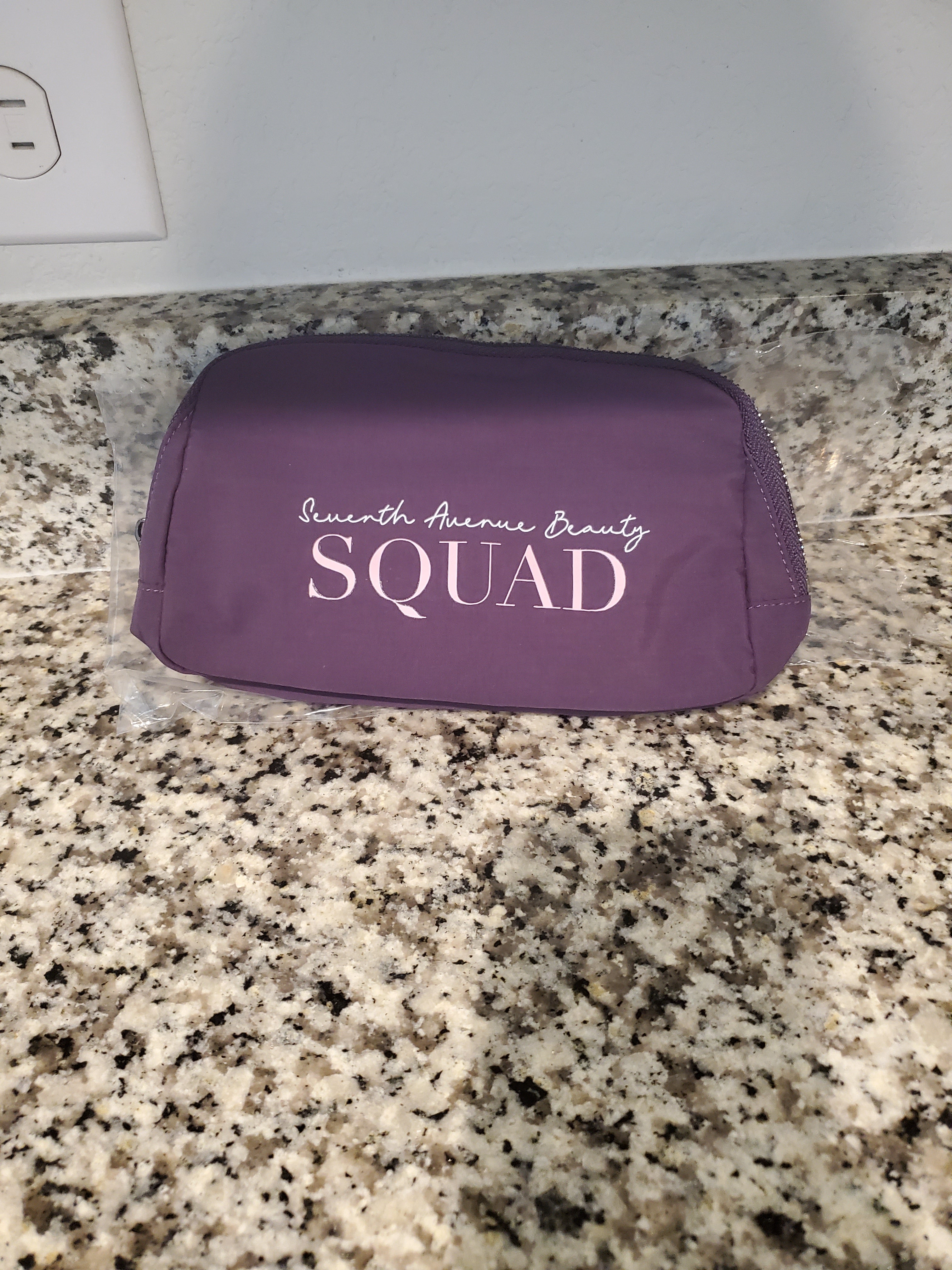 Seventh Avenue Beauty Cross body/Fanny Pack (Plum)