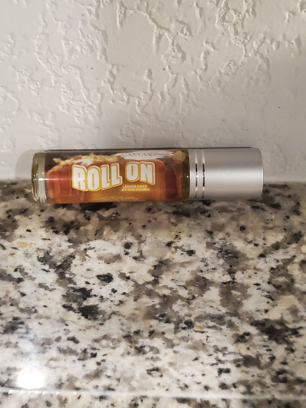 CANVAS Beauty Brand Scented Rollerball (Lemon cake)