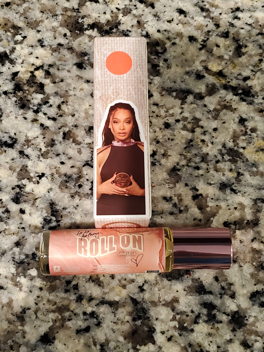 CANVAS BEAUTY X LALA ANTHONY COLLAB (Love LaLa Scented Rollerball)
